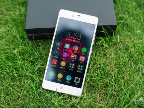 拍照手机中的战斗机 nubia Z9 M